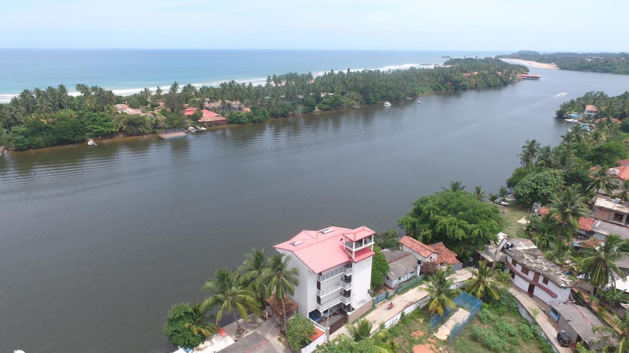 Hotel Amber House Lanka Bentota Exterior foto